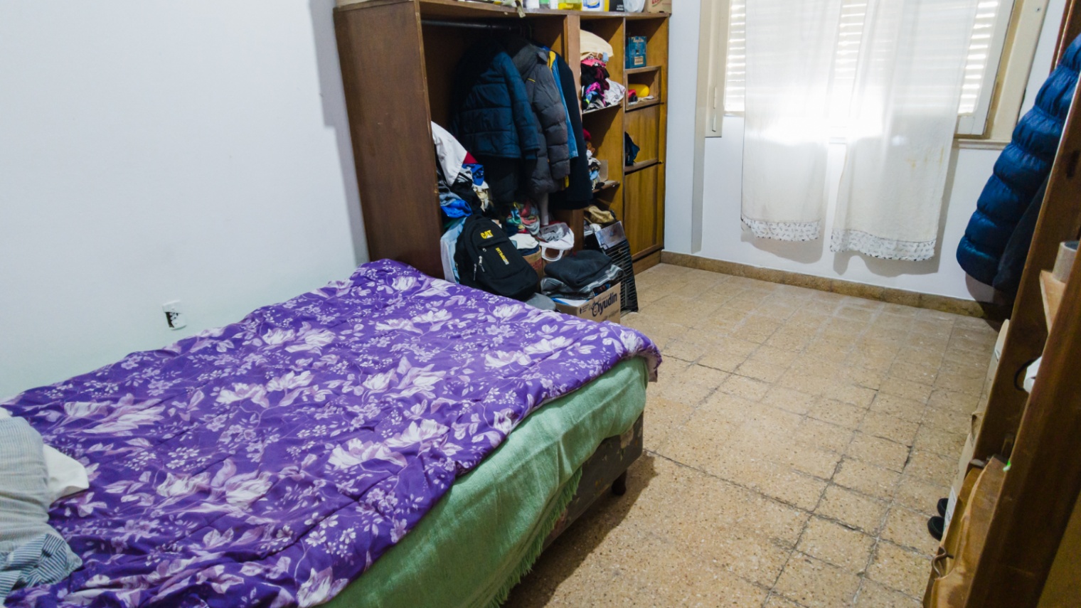 b71810fb-ce80-47f5-b1b1-3d30ca170c23