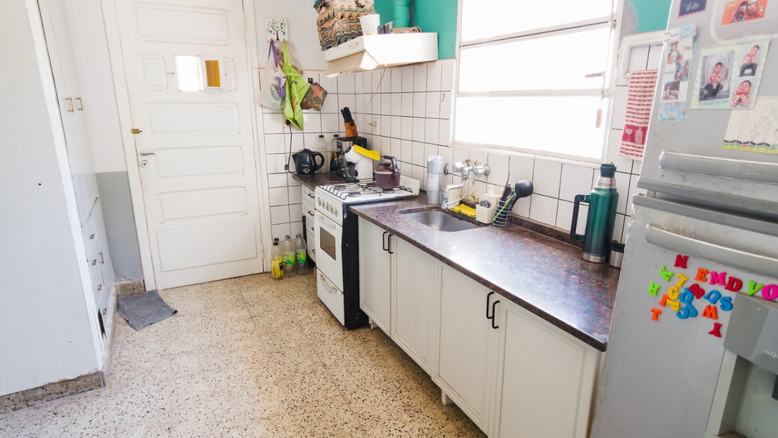 1d7187ab-90f9-476d-ba2e-3d941ac6b720