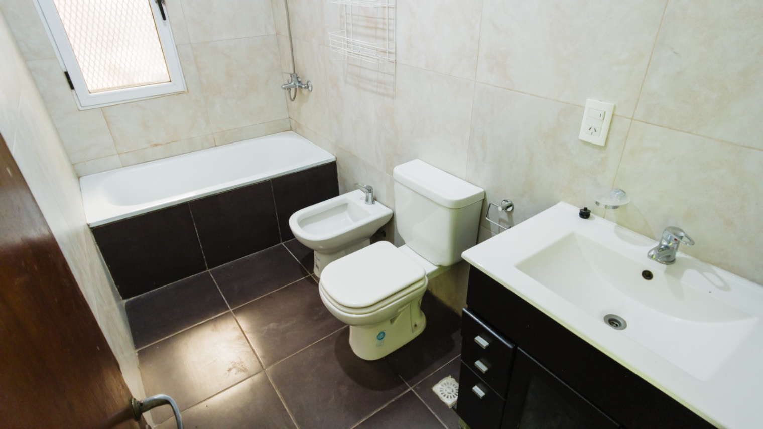 69f9c673-61c4-42ac-99e4-0975f3577dda