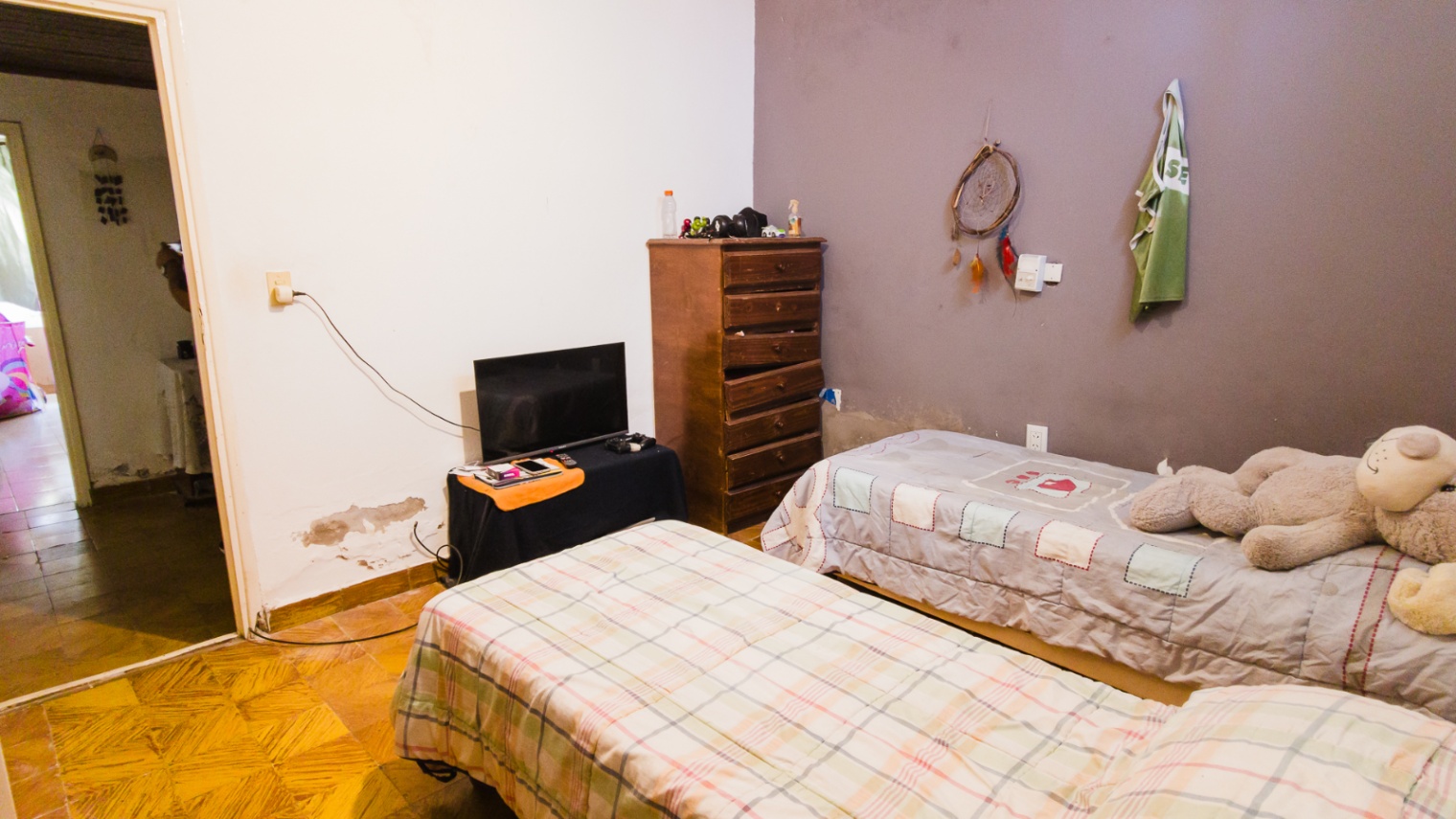 9b694dca-4325-44a3-bd01-9ba4c056c976